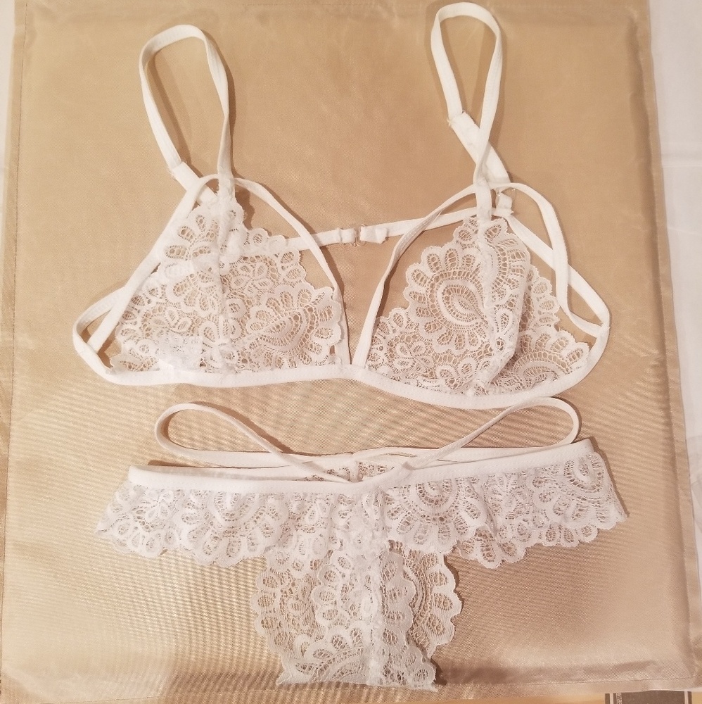 White Lace Bra Set